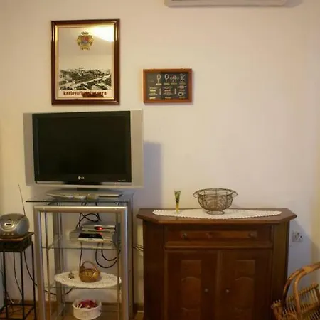 15637b Apartment Murter